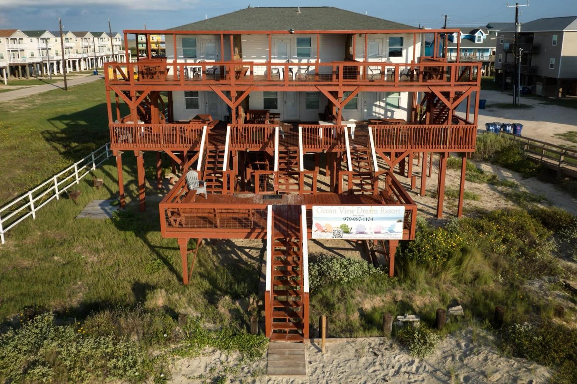 Unobstructed Oceanfront Sea Turtle Unit 2 Beach Pad! サーフサイド・ビーチ エクステリア 写真