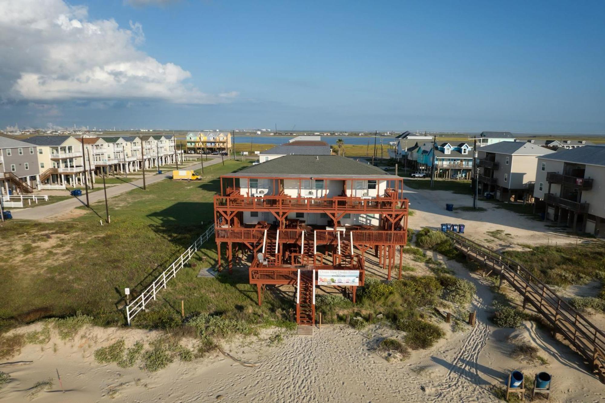 Unobstructed Oceanfront Sea Turtle Unit 2 Beach Pad! サーフサイド・ビーチ エクステリア 写真