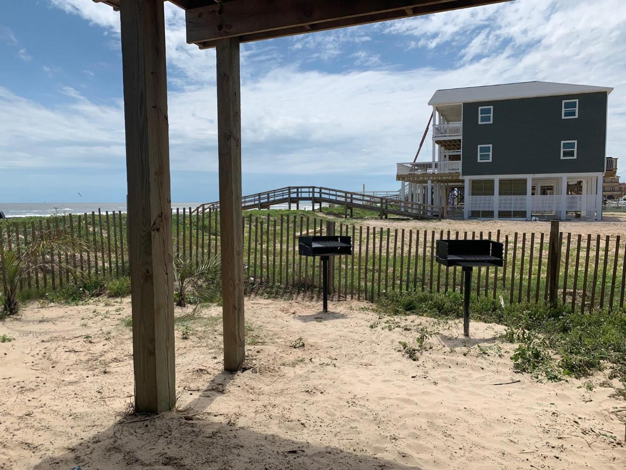 Unobstructed Oceanfront Sea Turtle Unit 2 Beach Pad! サーフサイド・ビーチ エクステリア 写真